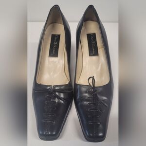 David Aaron Black Lace Kitten Heels 6.5 Pre-owned Nice Condition